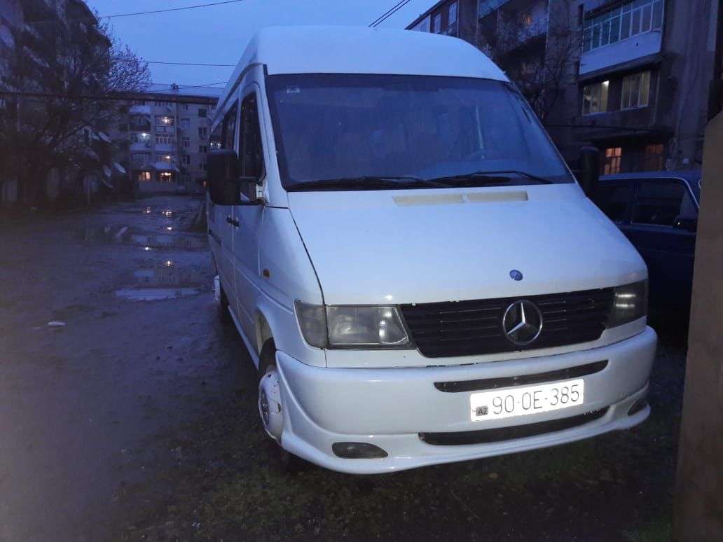 Mercedes Sprinter 208, 1995 il, 3.0 L, 246 578 km