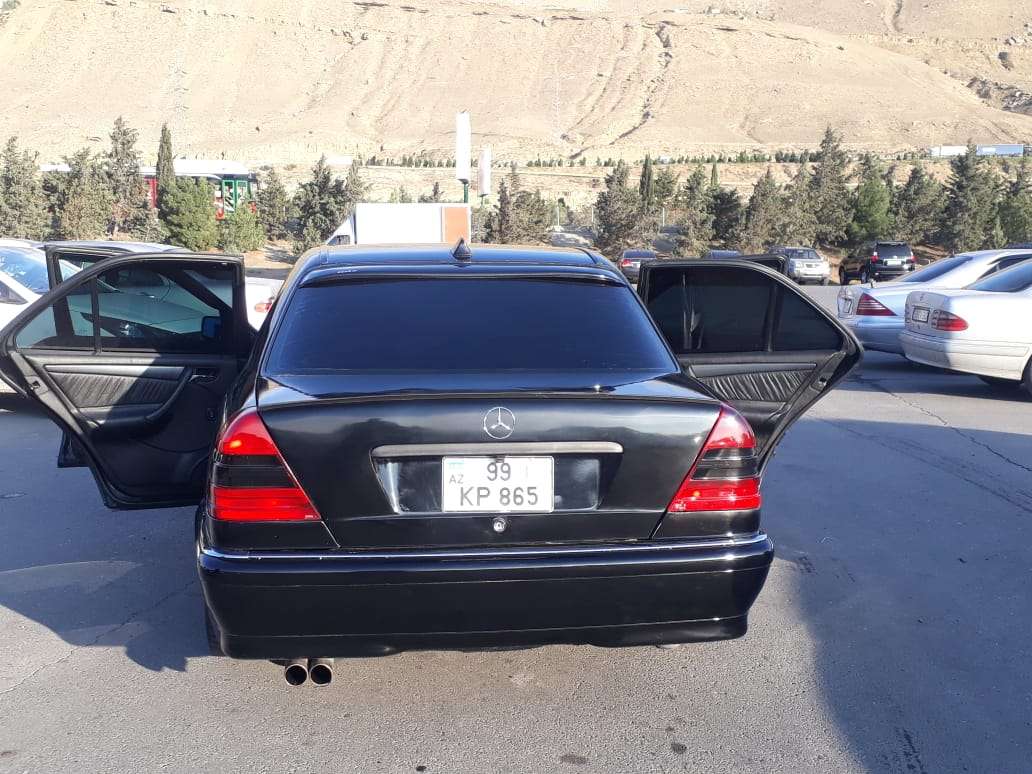 Mercedes C 240, 1999 il, 2.4 L, 276 059 km