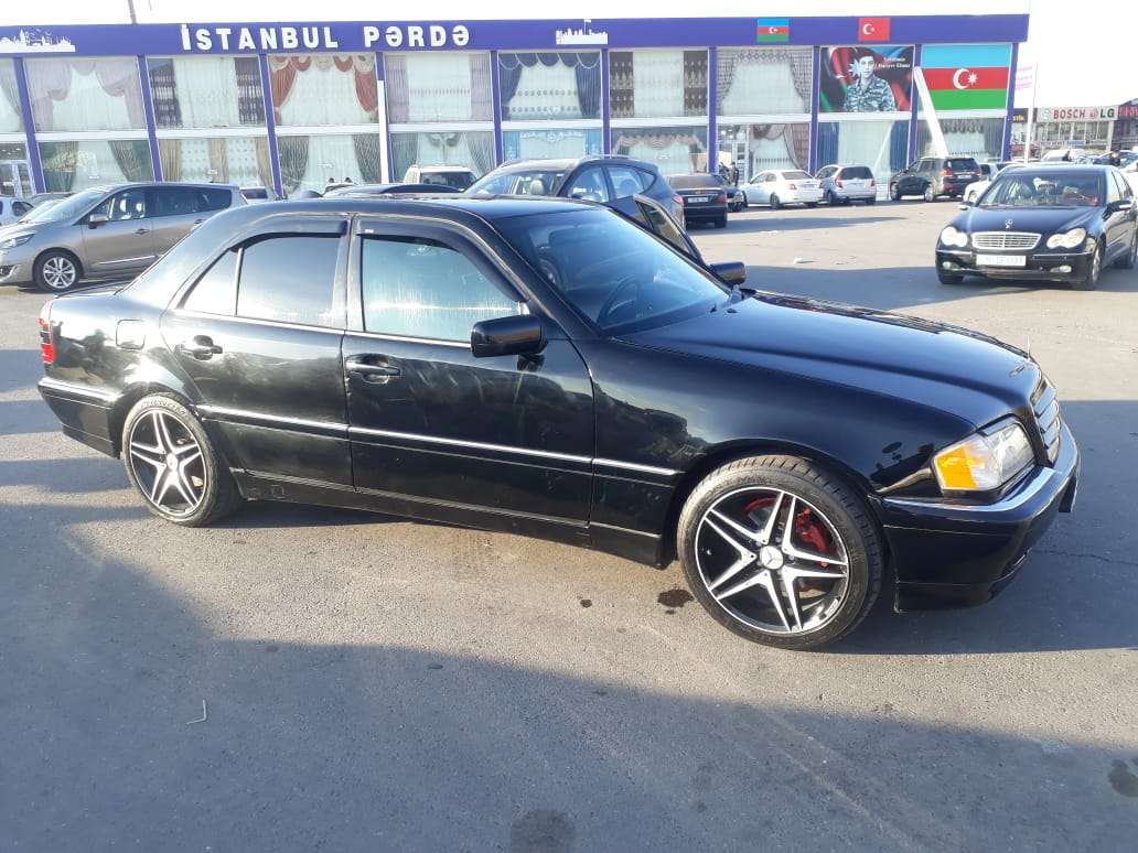 Mercedes C 240, 1999 il, 2.4 L, 276 059 km
