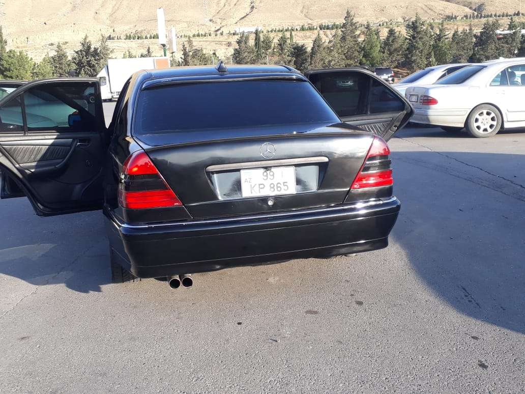 Mercedes C 240, 1999 il, 2.4 L, 276 059 km