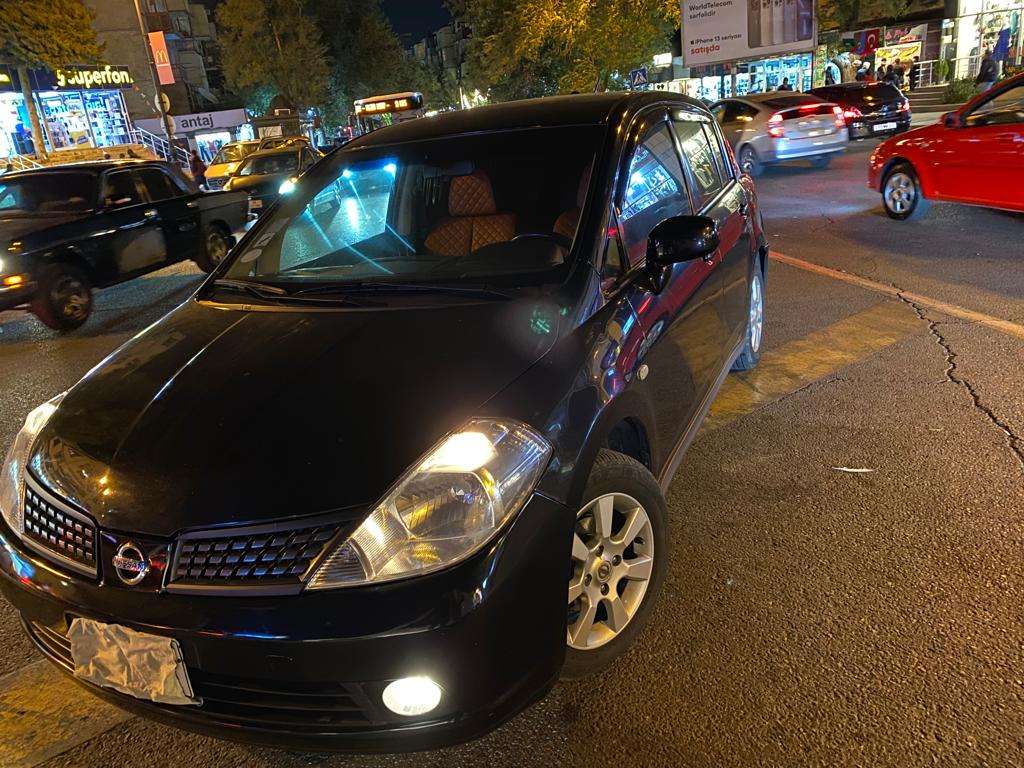 Nissan Tiida, 2006 il, 1.6 L, 36 000 km