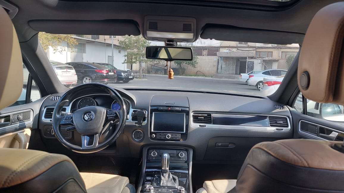 Volkswagen Touareg, 2011 il, 3.5 L, 280 000 km