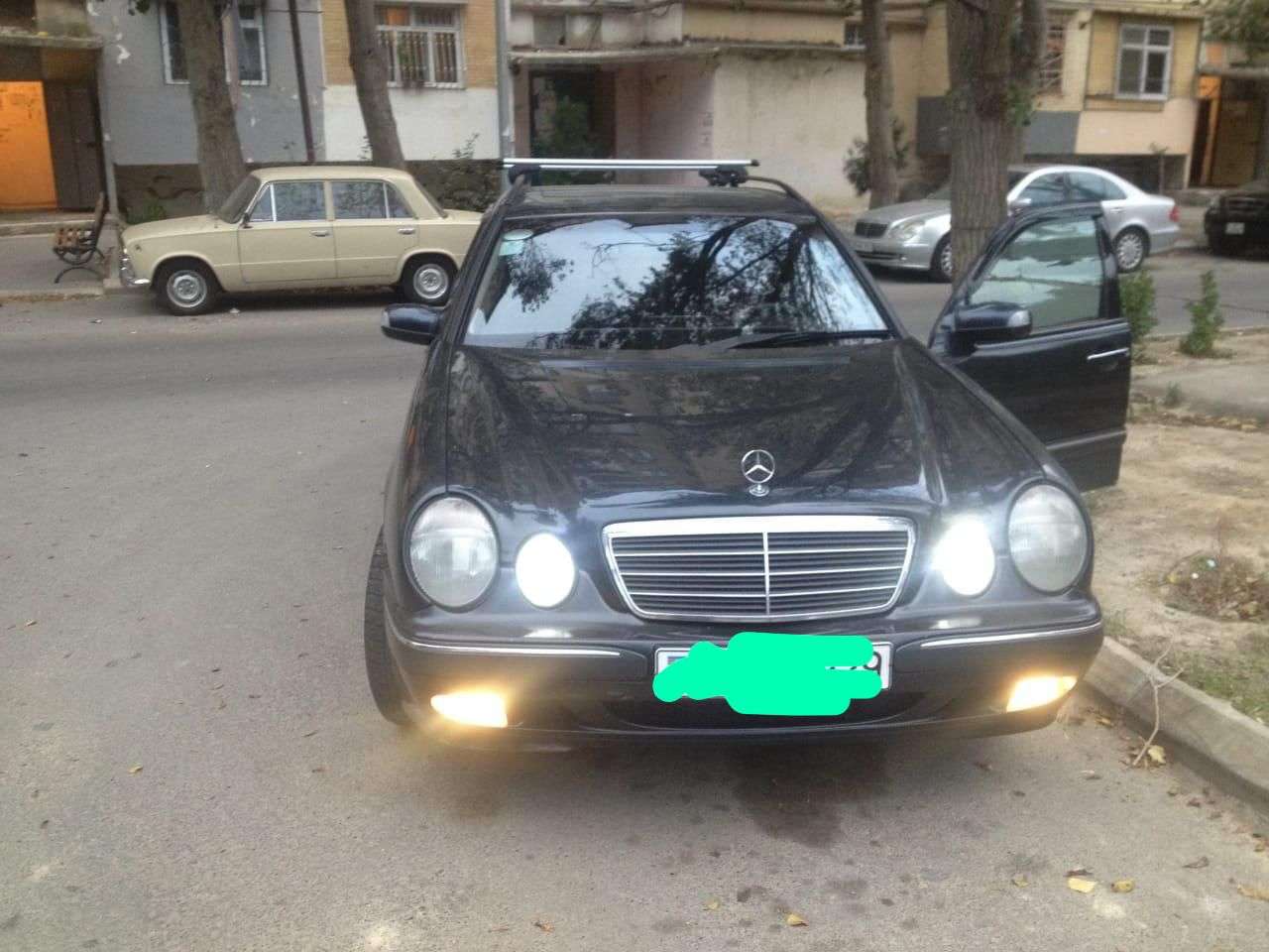 Mercedes E 220, 2000 il, 2.2 L, 621 111 km