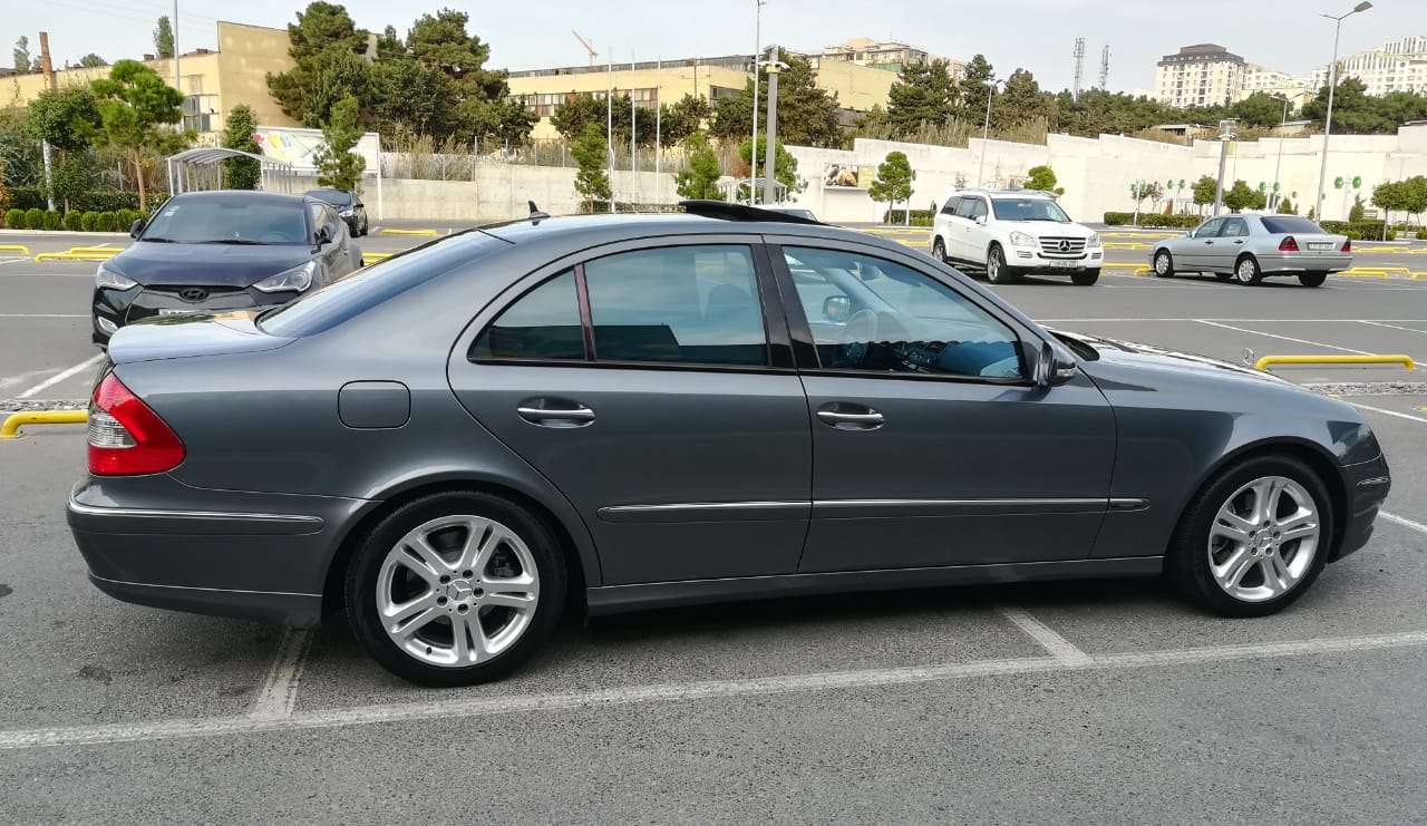 Mercedes E 220, 2008 il, 2.2 L, 220 000 km