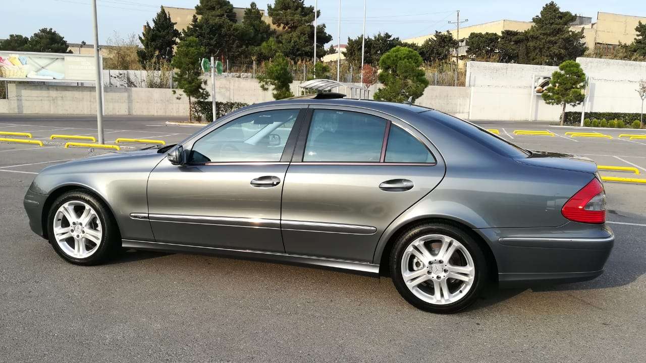 Mercedes E 220, 2008 il, 2.2 L, 220 000 km