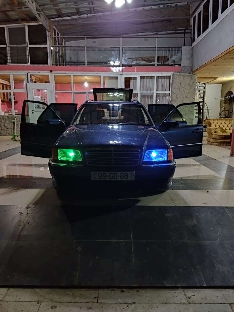 Mercedes C 240, 1998 il, 2.4 L, 270 430 km