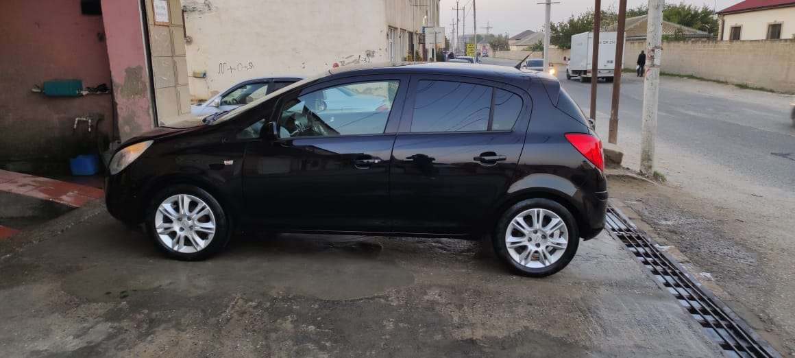 Opel Corsa, 2011 il, 1.2 L, 189 903 km