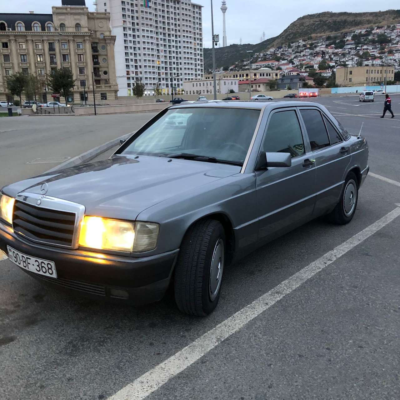 Mercedes 190, 1992 il, 2.0 L, 287 456 km