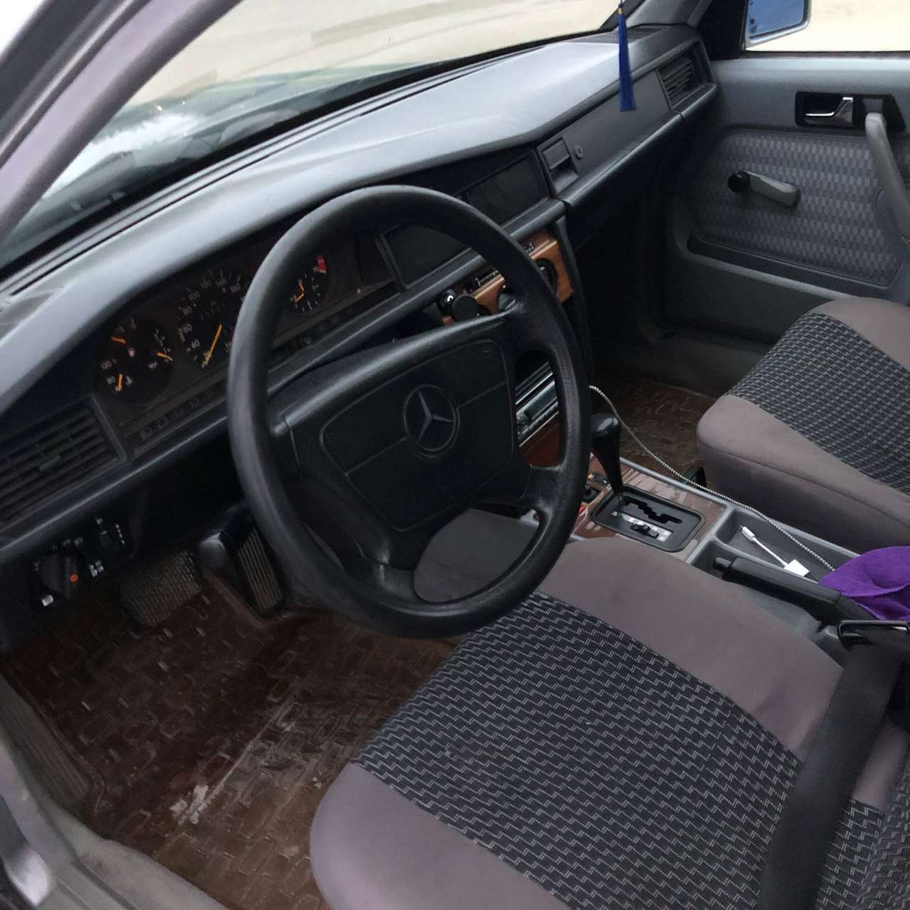 Mercedes 190, 1992 il, 2.0 L, 287 456 km