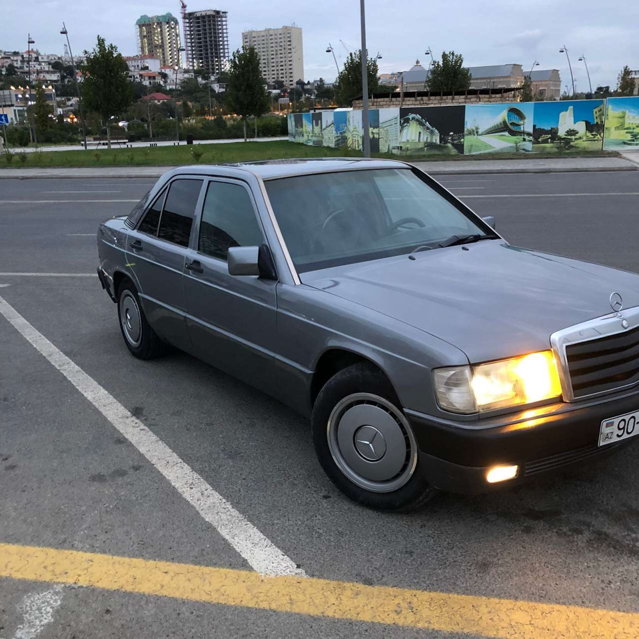 Mercedes 190, 1992 il, 2.0 L, 287 456 km