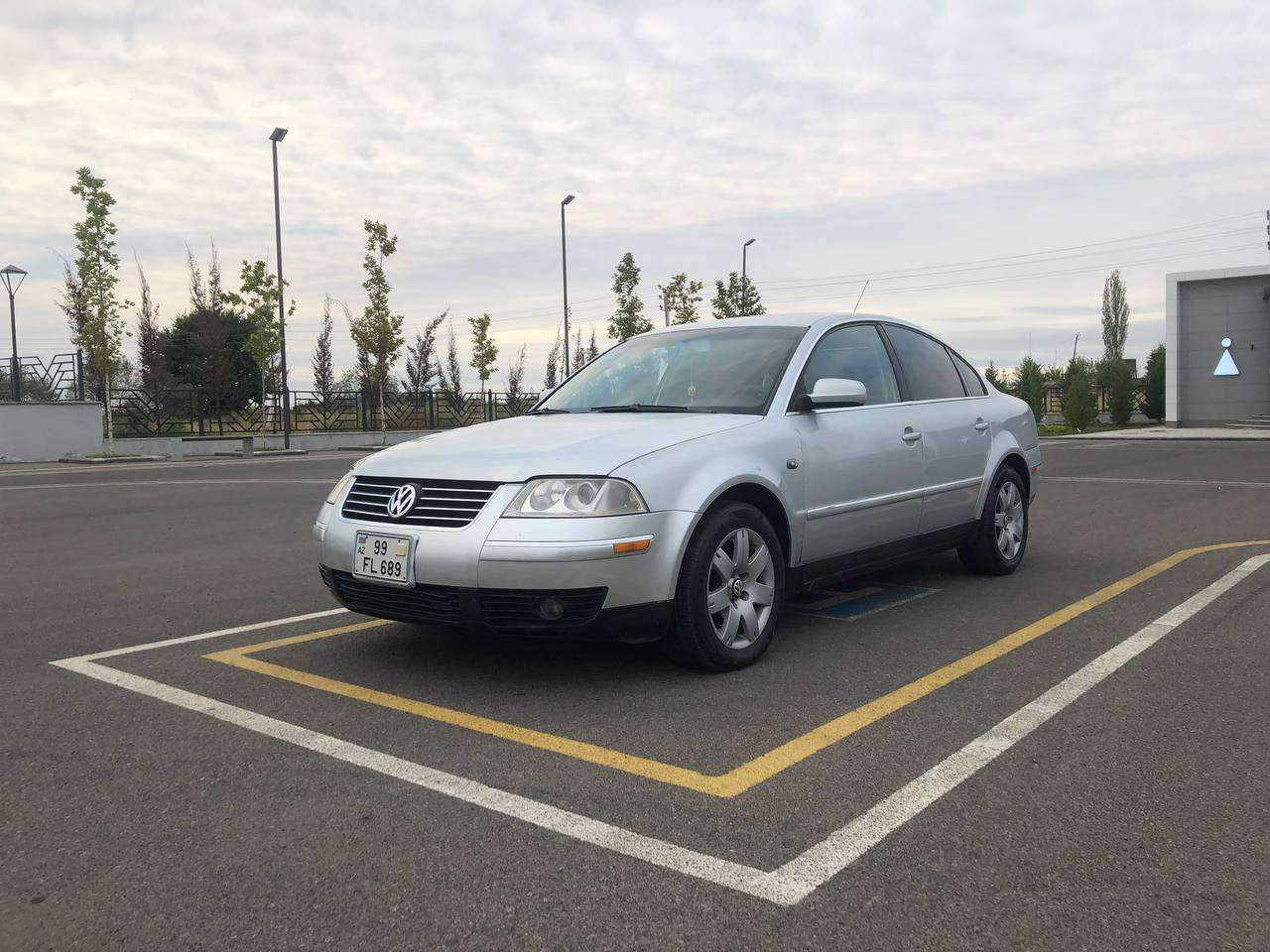Volkswagen Passat, 2003 il, 1.8 L, 299 000 km