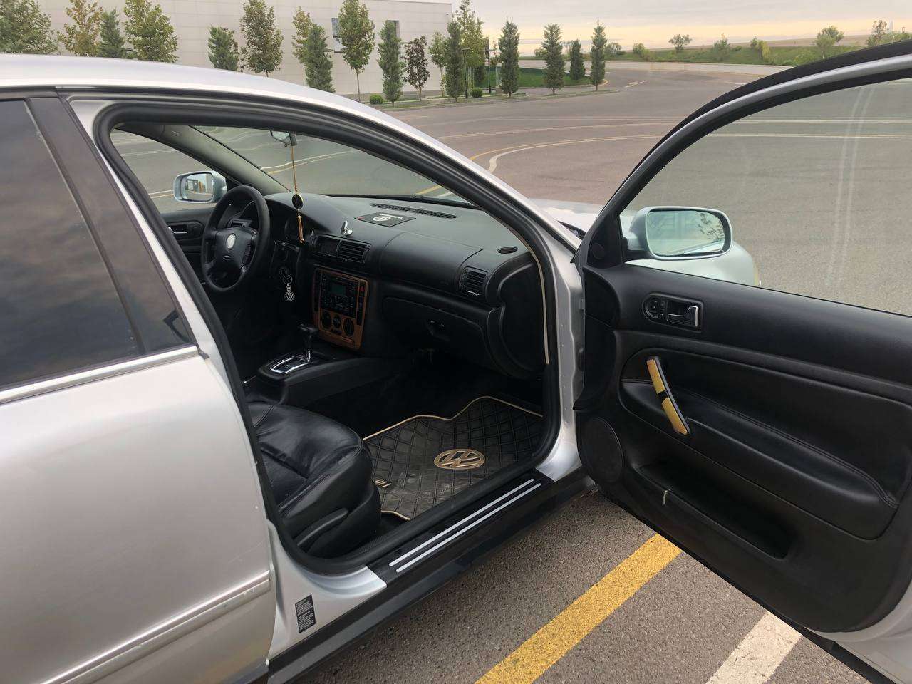 Volkswagen Passat, 2003 il, 1.8 L, 299 000 km