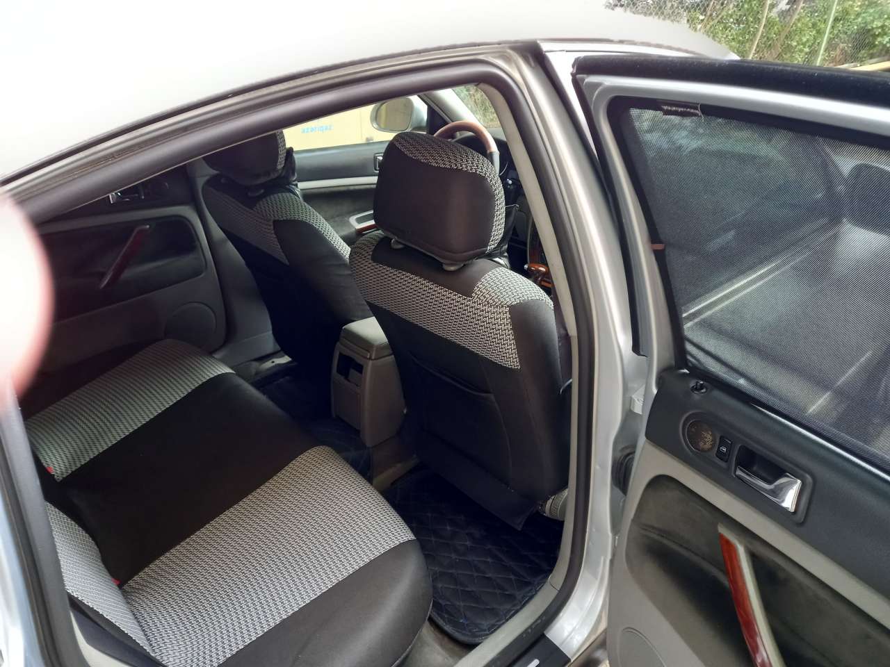 Volkswagen Passat, 2003 il, 1.8 L, 280 000 km