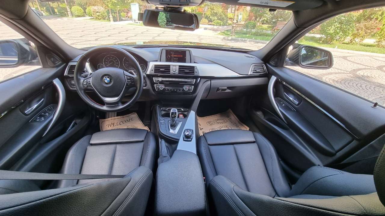 BMW 328, 2016 il, 2.0 L, 62 000 km