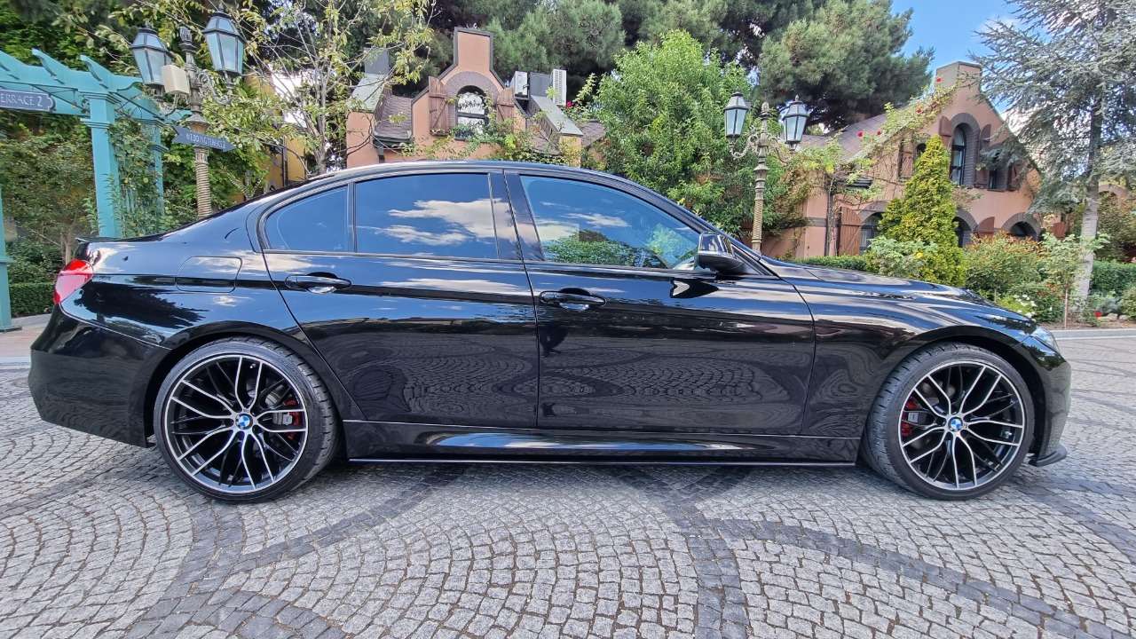 BMW 328, 2016 il, 2.0 L, 62 000 km