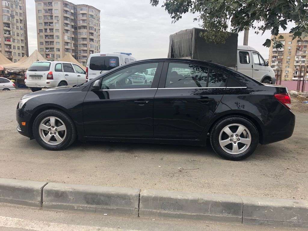 Chevrolet Cruze, 2012 il, 1.4 L, 197 000 km