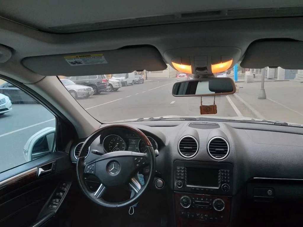 Mercedes GL 550, 2008 il, 5.5 L, 190 000 km