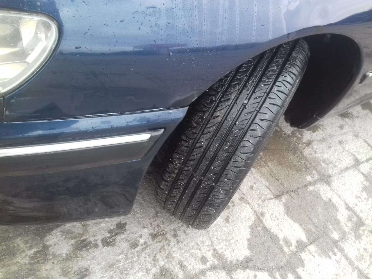 Peugeot 406, 2002 il, 2.0 L, 200 000 km
