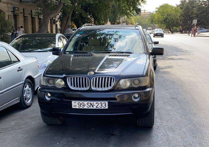 BMW X5, 2001 il, 4.4 L, 192 788 km