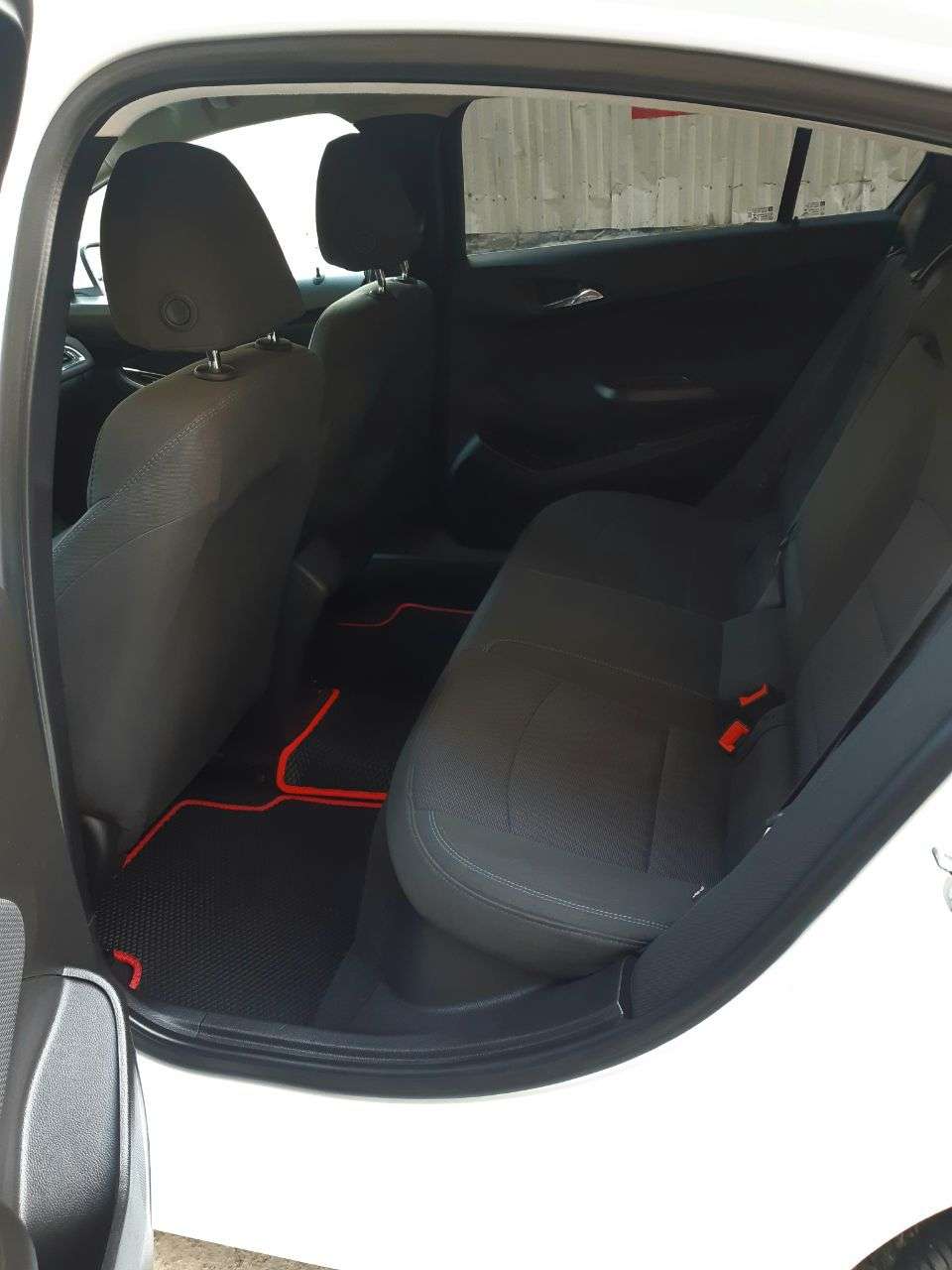 Chevrolet Cruze, 2016 il, 1.4 L, 98 000 km
