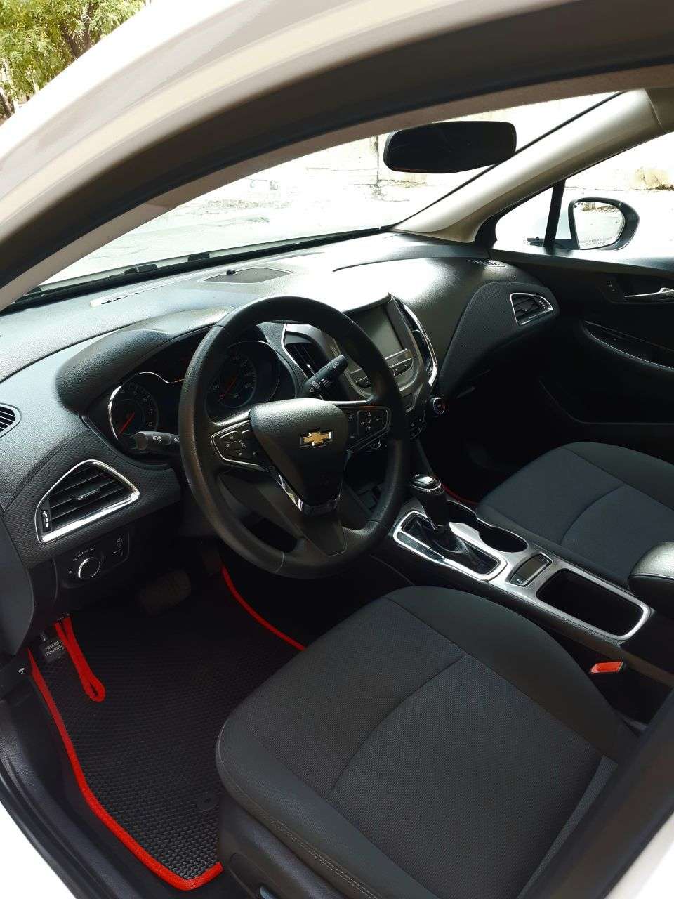 Chevrolet Cruze, 2016 il, 1.4 L, 98 000 km