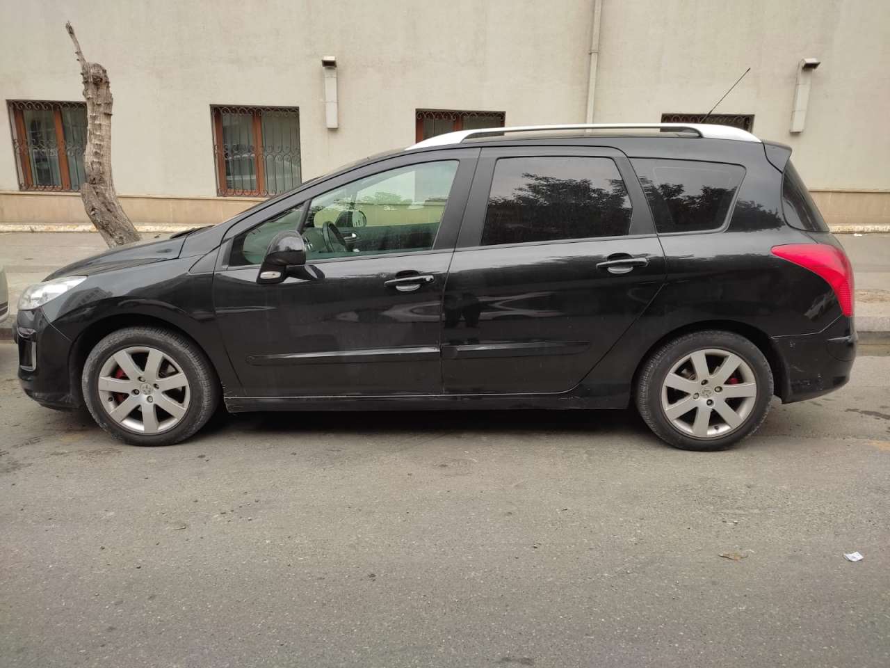 Peugeot 308, 2009 il, 1.6 L, 122 300 km