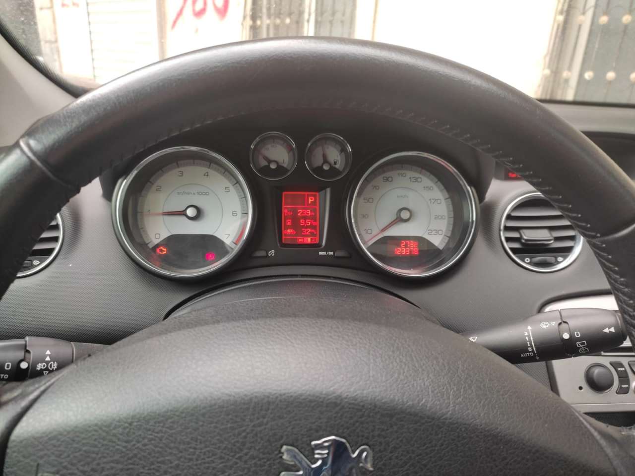 Peugeot 308, 2009 il, 1.6 L, 122 300 km