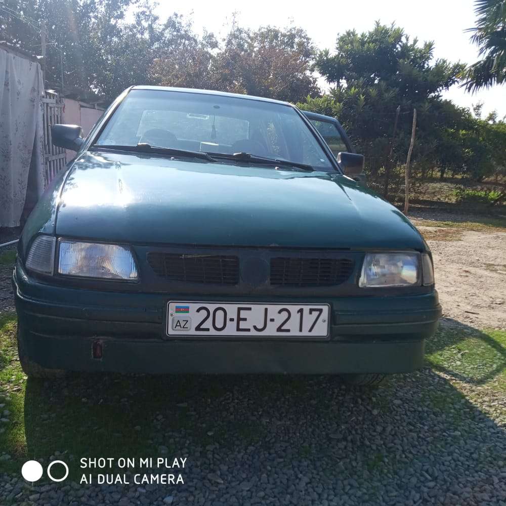 Volkswagen Polo, 1995 il, 1.6 L, 100 000 km