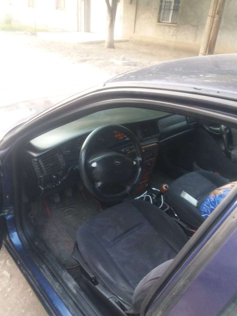 Opel Vectra, 1996 il, 1.8 L, 329 456 km