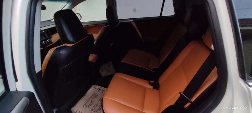 Toyota RAV4, 2017 il, 2.5 L, 49 000 km