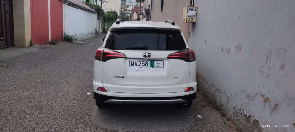 Toyota RAV4, 2017 il, 2.5 L, 49 000 km