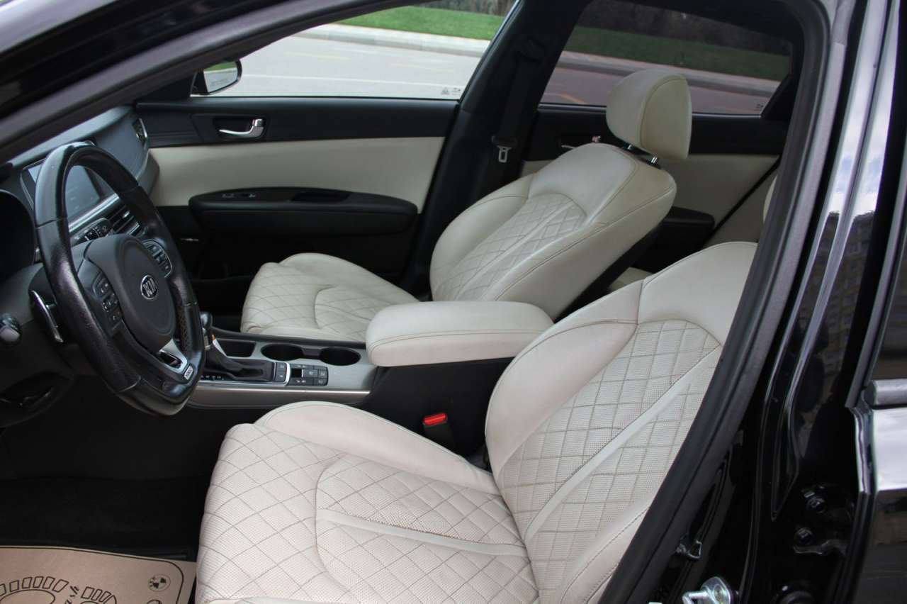 Kia Optima, 2016 il, 2.0 L, 140 000 km