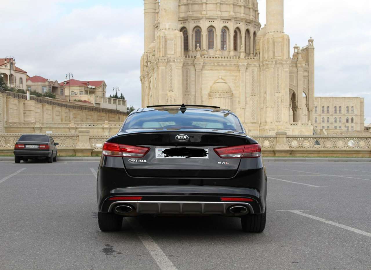 Kia Optima, 2016 il, 2.0 L, 140 000 km