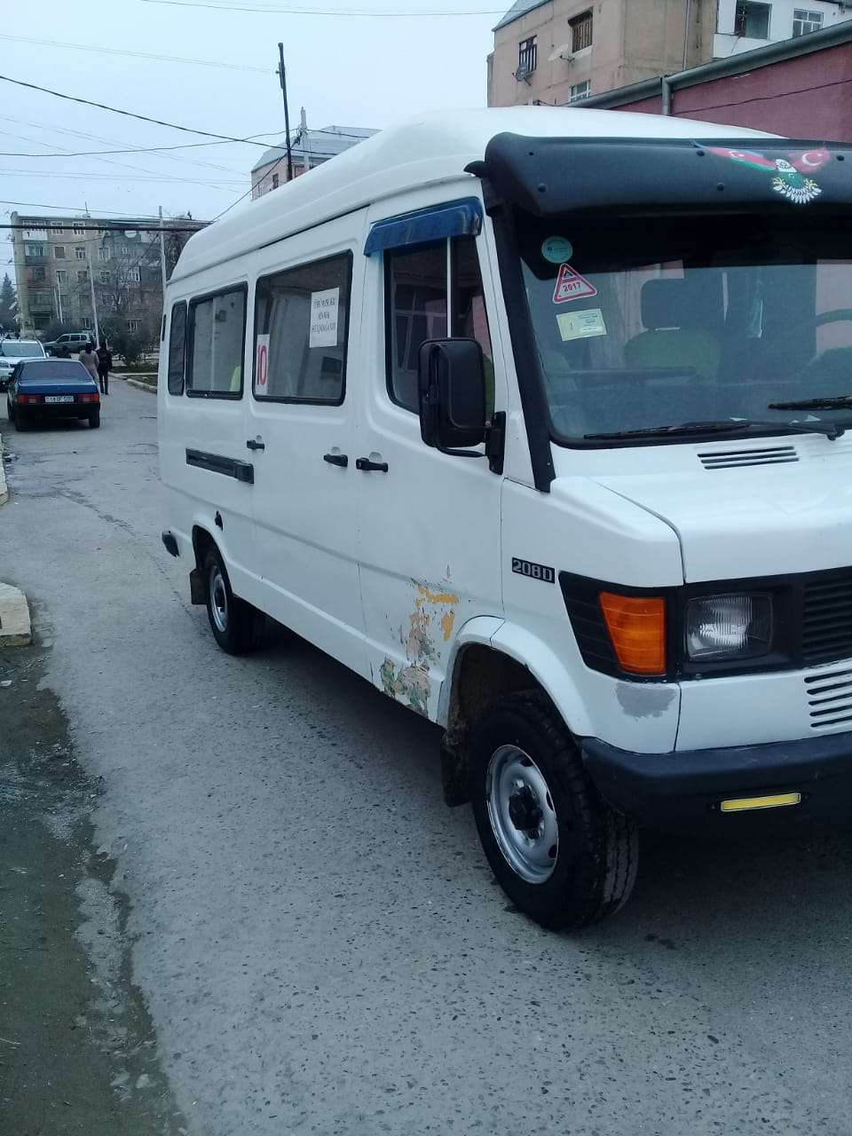 Mercedes 208 D, 1994 il, 2.5 L, 123 654 km
