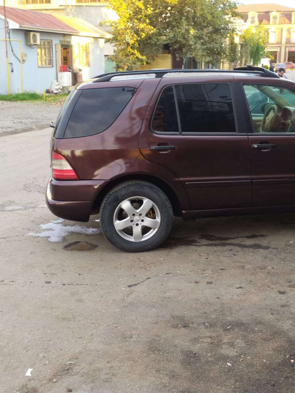 Mercedes ML 270, 2001 il, 2.7 L, 350 000 km
