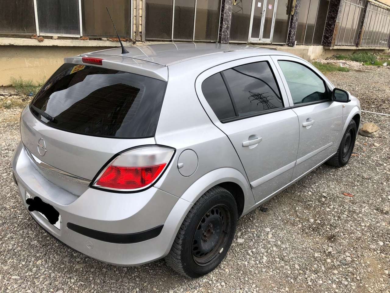 Opel Astra, 2006 il, 1.4 L, 200 000 km