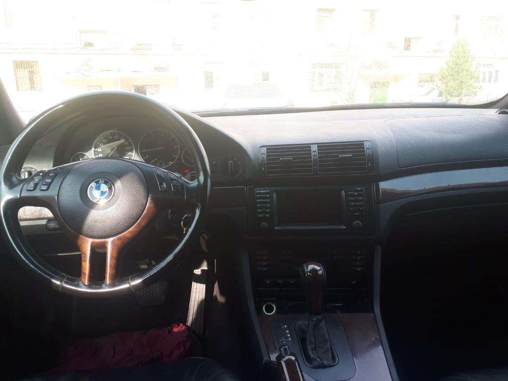 BMW 535, 2001 il, 3.5 L, 376 000 km