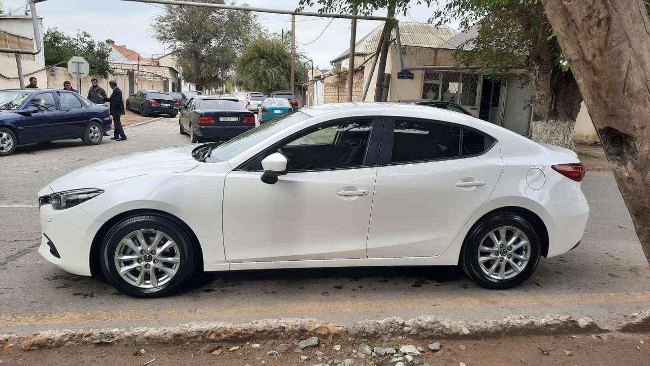Mazda 3, 2018 il, 1.5 L, 91 000 km