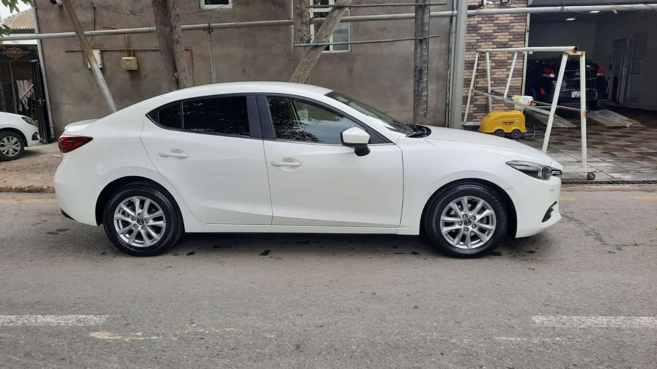Mazda 3, 2018 il, 1.5 L, 91 000 km