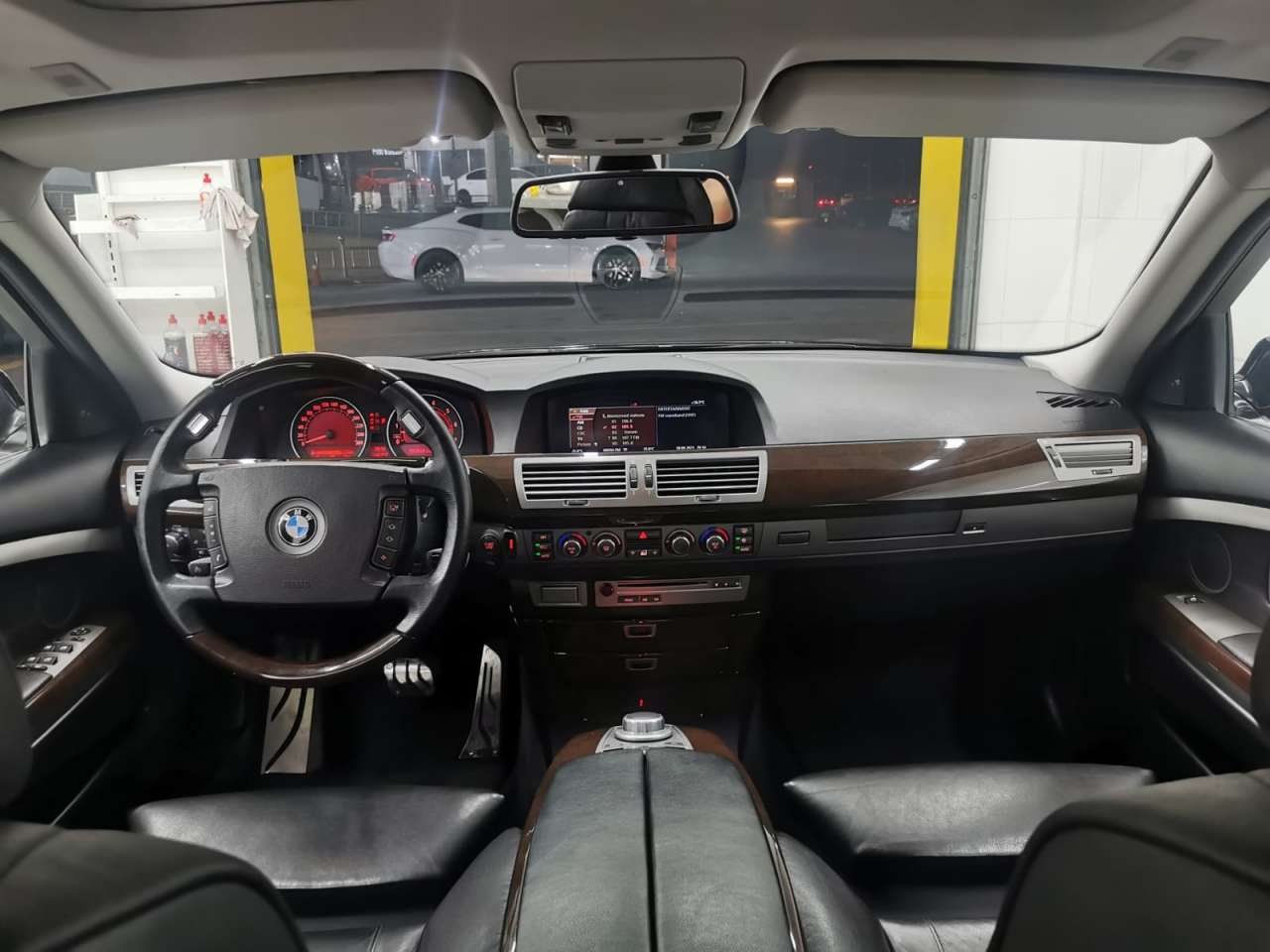 BMW 740, 2006 il, 4.0 L, 194 000 km