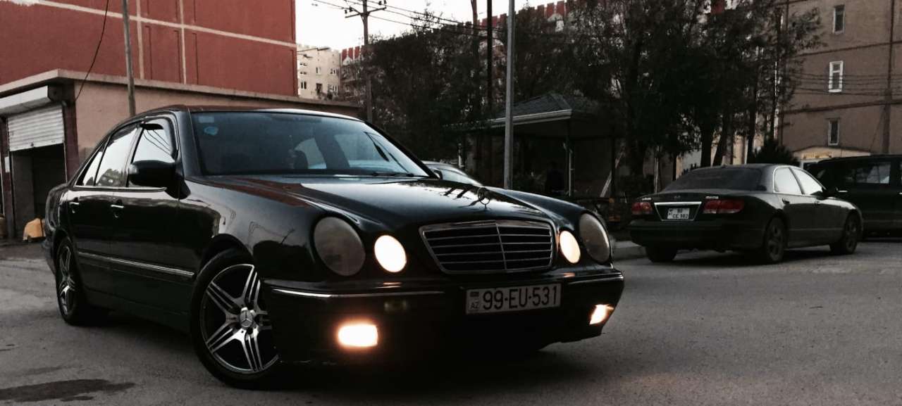 Mercedes E 240, 2000 il, 2.6 L, 263 000 km