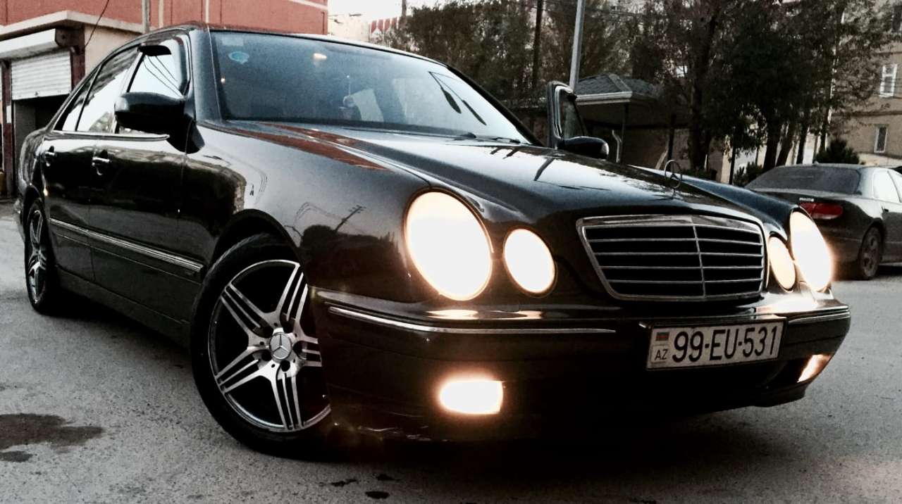 Mercedes E 240, 2000 il, 2.6 L, 263 000 km