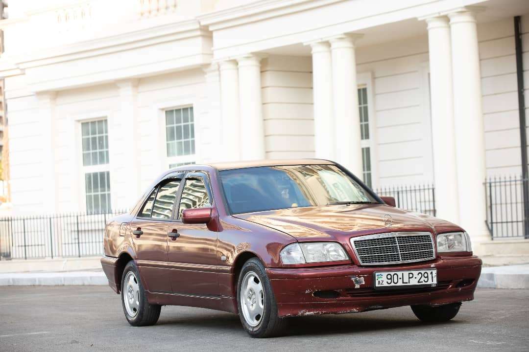 Mercedes C 180, 1998 il, 1.8 L, 321 000 km