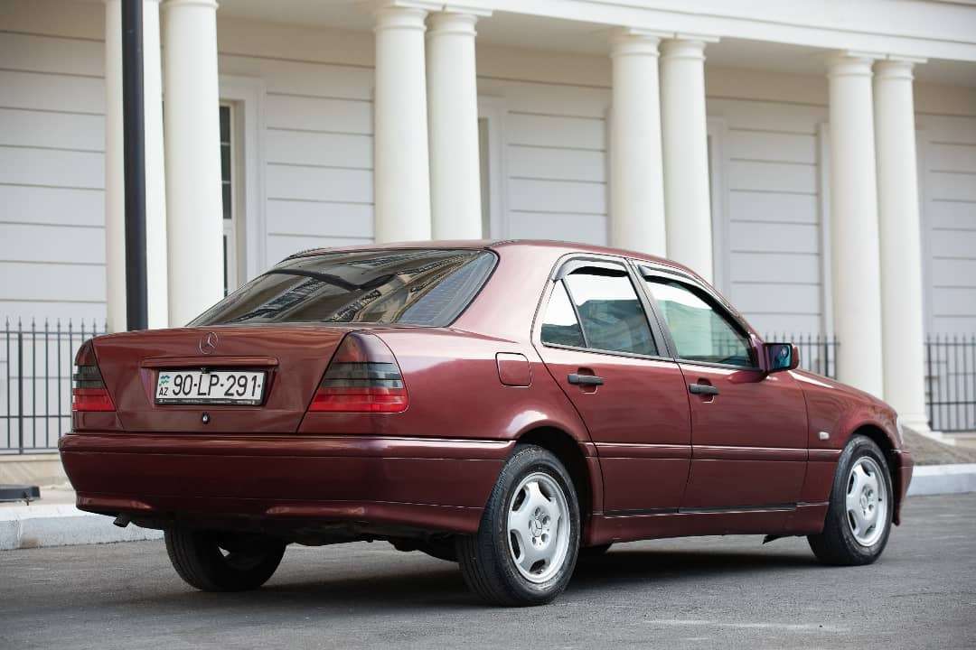 Mercedes C 180, 1998 il, 1.8 L, 321 000 km