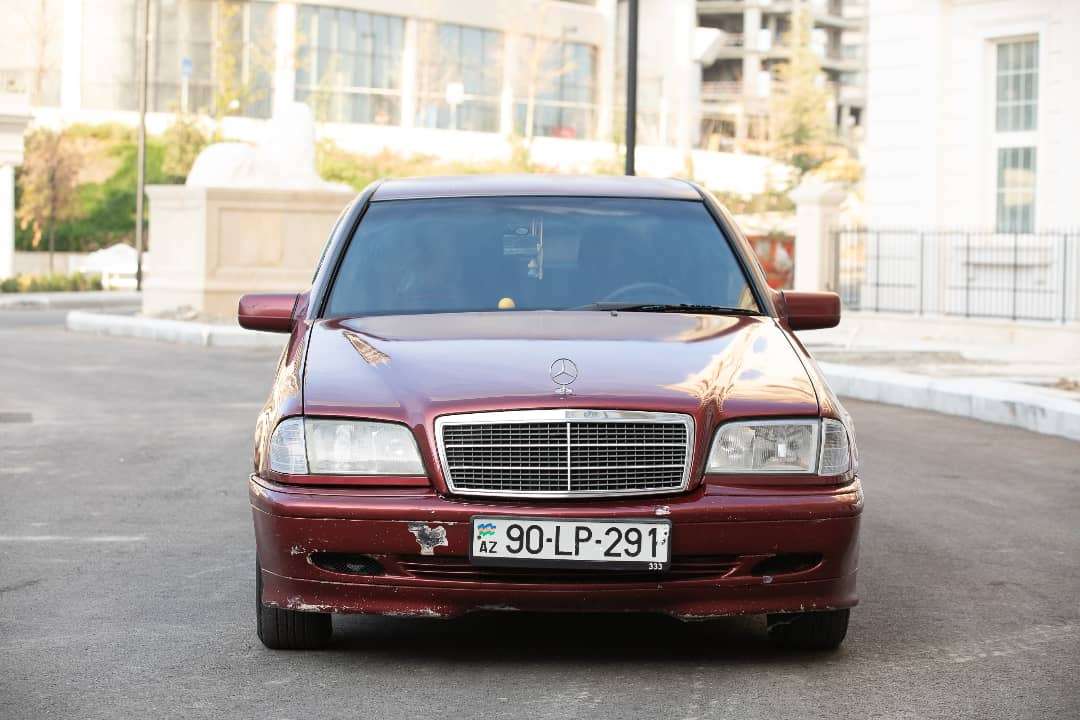 Mercedes C 180, 1998 il, 1.8 L, 321 000 km