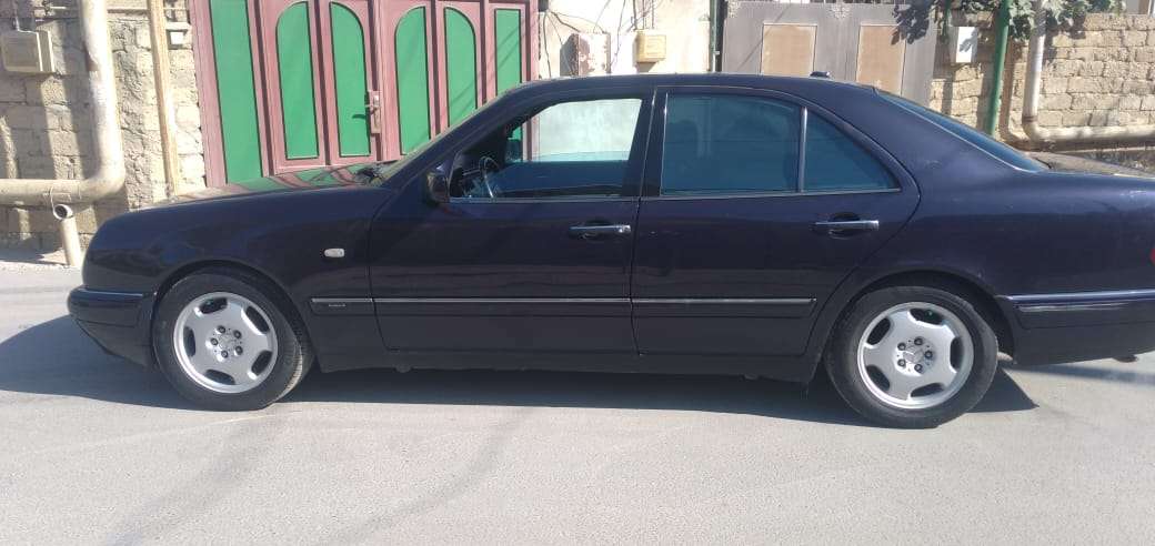 Mercedes E 280, 1998 il, 2.8 L, 375 672 km