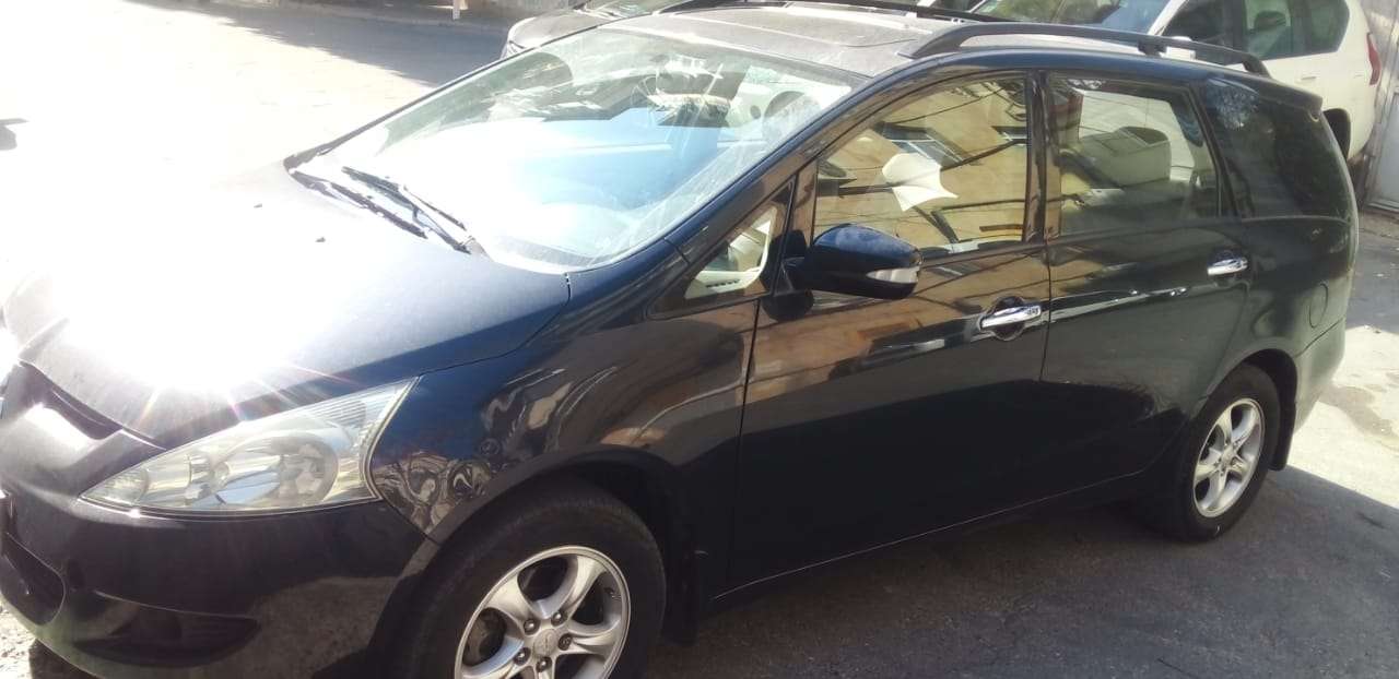 Mitsubishi Grandis, 2006 il, 2.4 L, 154 600 km