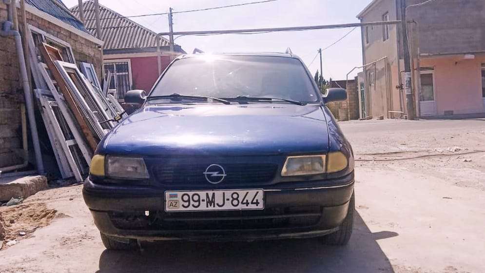 Opel Astra, 1995 il, 1.6 L, 380 000 km