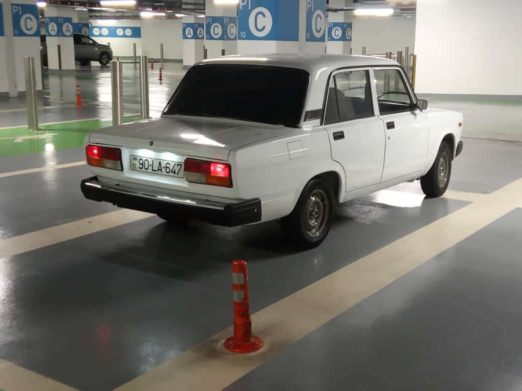LADA (VAZ) 2107, 2011 il, 1.6 L, 23 500 km