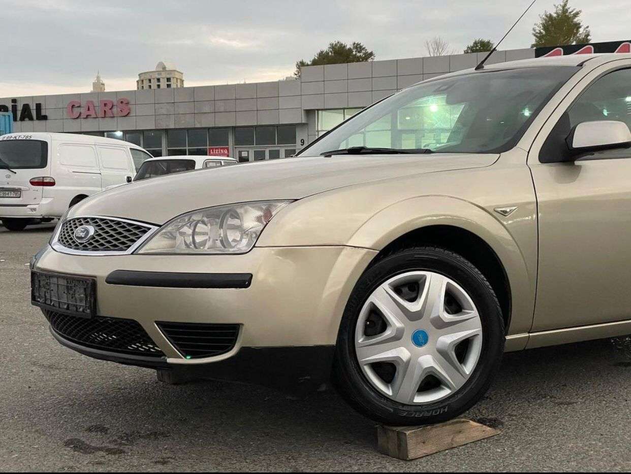 Ford Mondeo, 2006 il, 2.0 L, 252 000 km